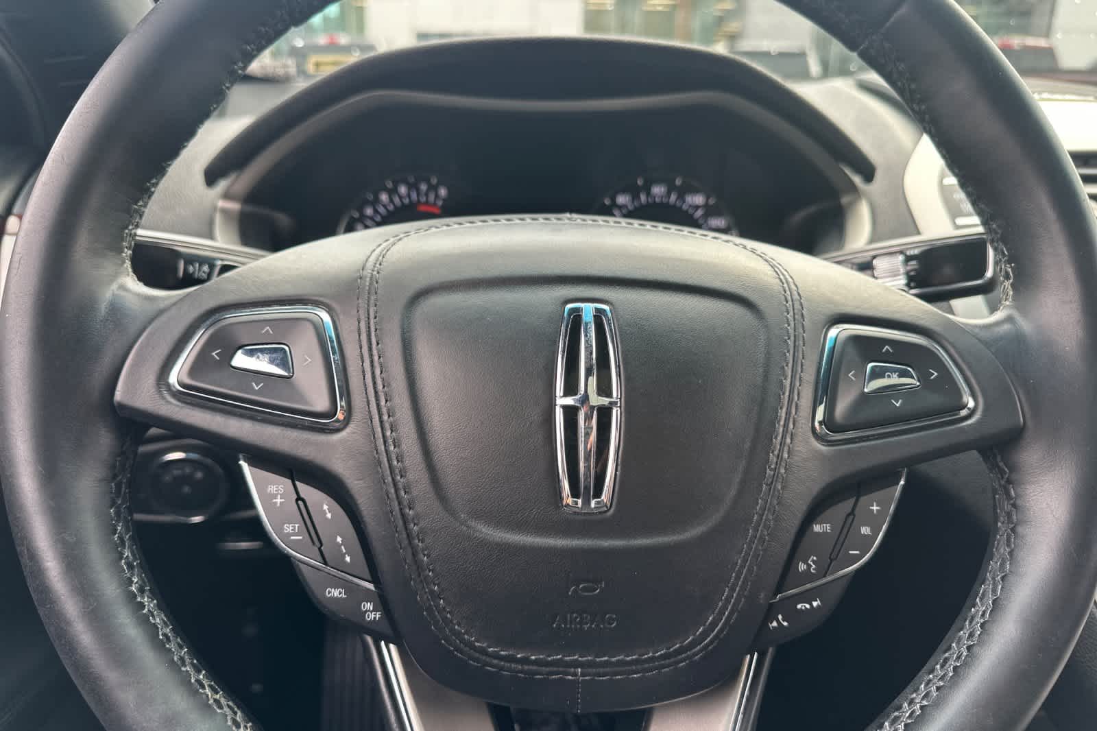 Thumbnail: 2019 Lincoln MKZ - 22