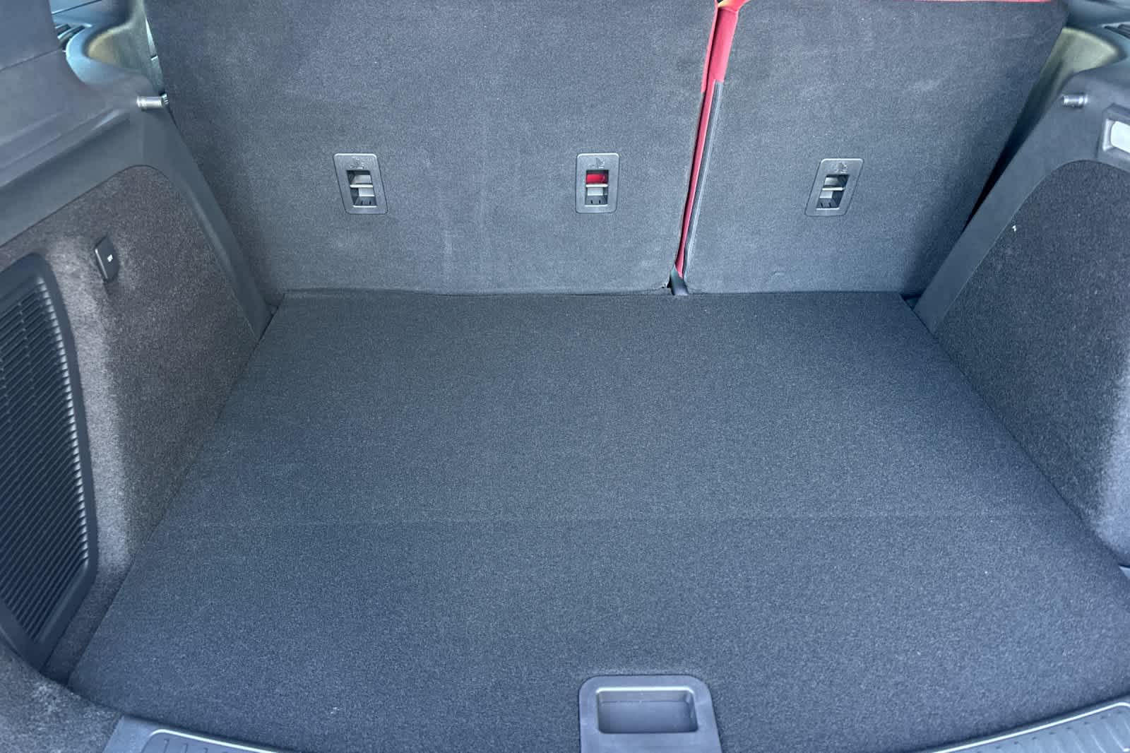 Thumbnail: 2025 Lincoln Corsair - 16