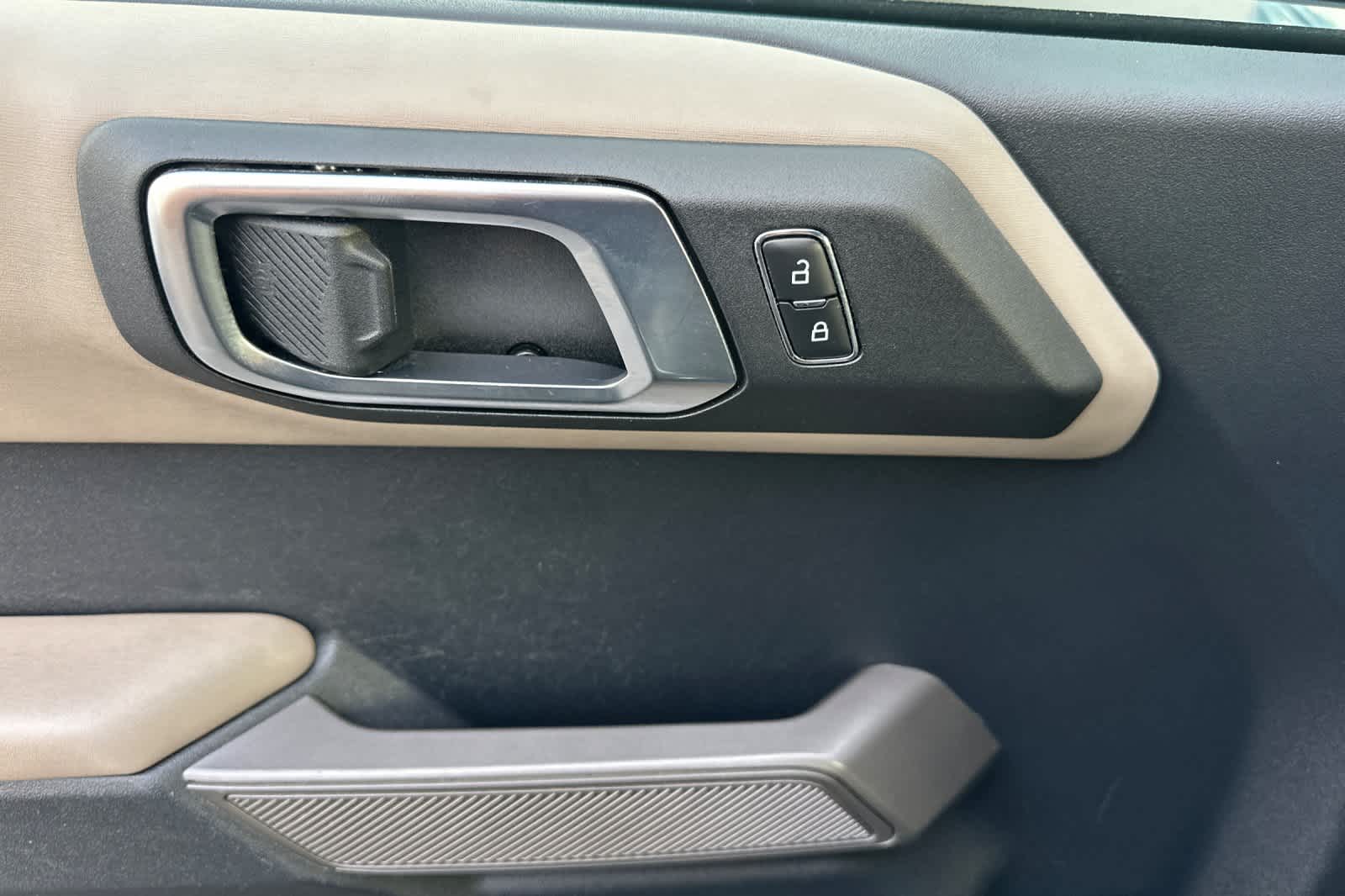 Thumbnail: 2023 Ford Bronco - 13