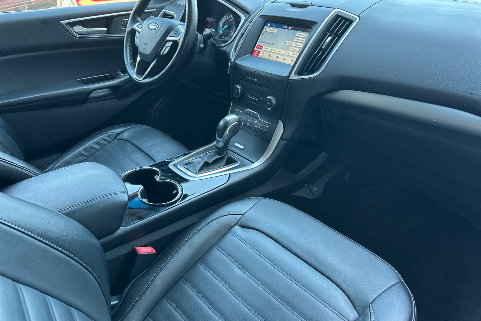 Thumbnail: 2017 Ford Edge - 16