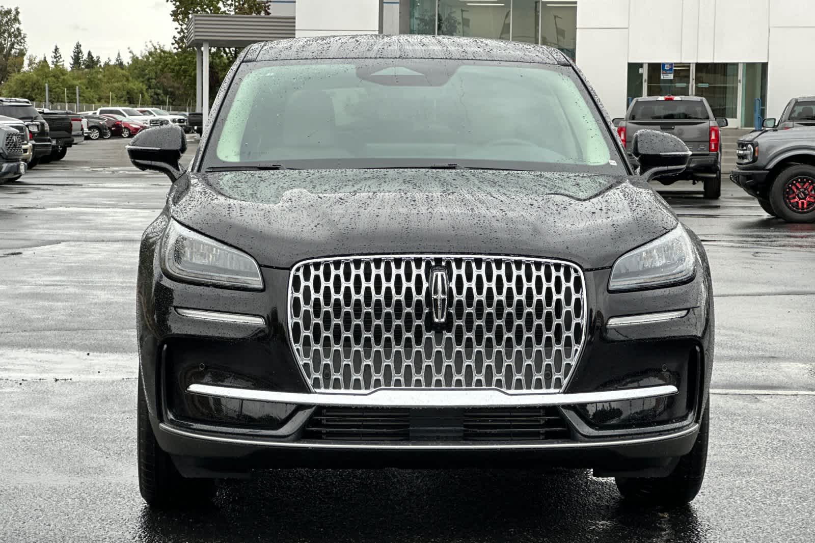 Thumbnail: 2025 Lincoln Corsair - 11