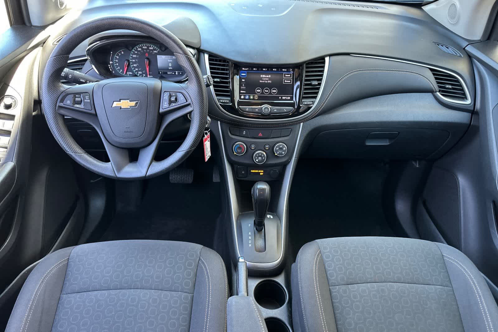 Thumbnail: 2021 Chevrolet Trax - 3