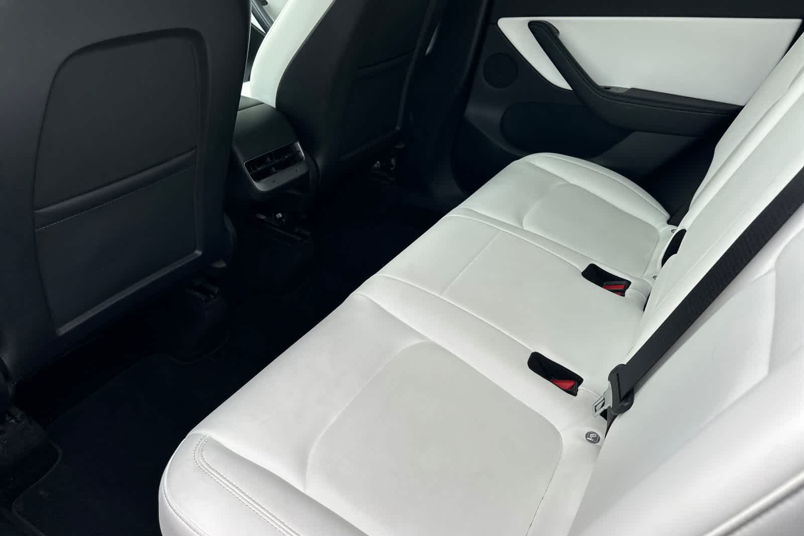 Thumbnail: 2021 Tesla Model Y - 4