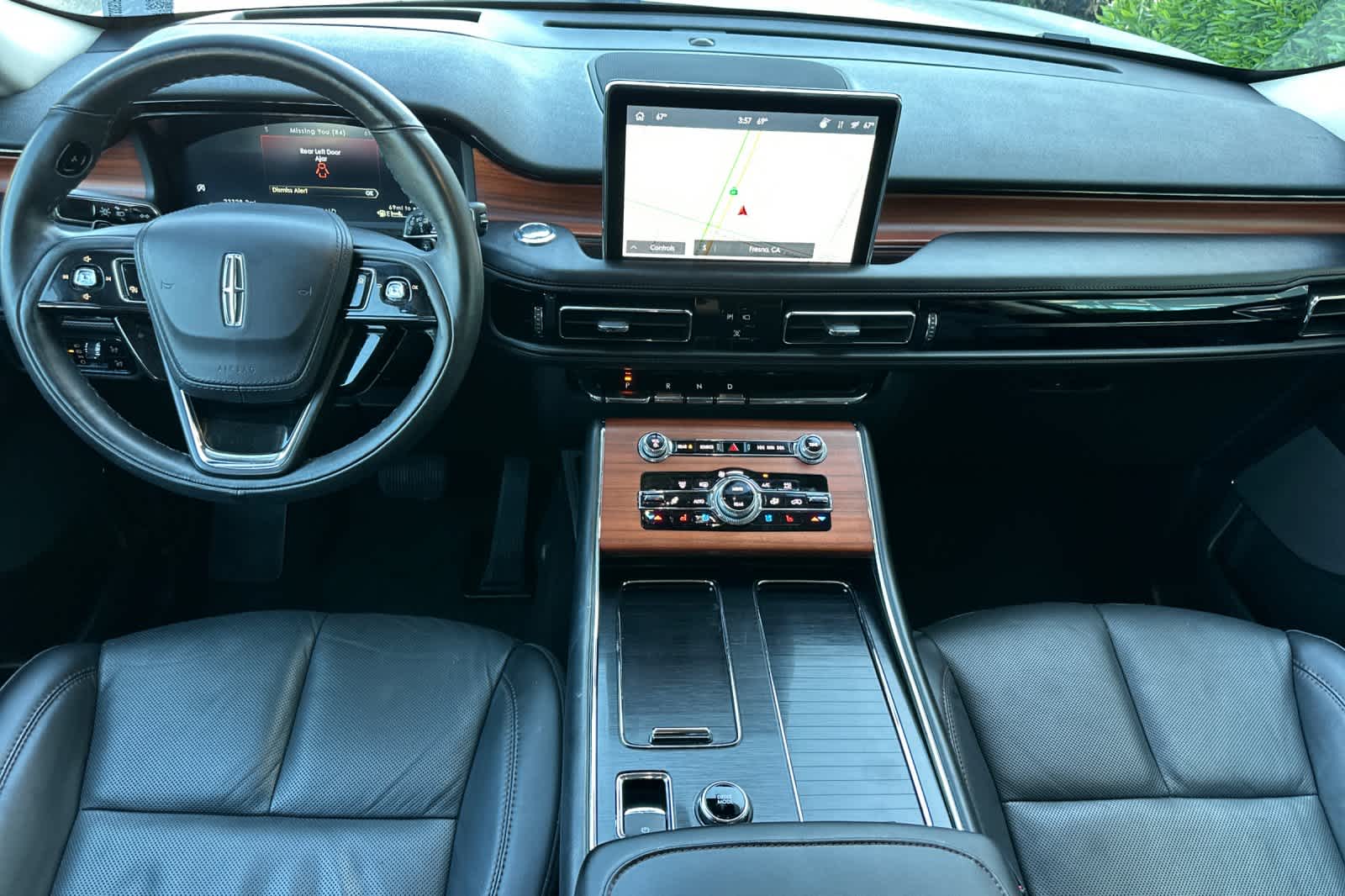 Thumbnail: 2023 Lincoln Aviator - 3