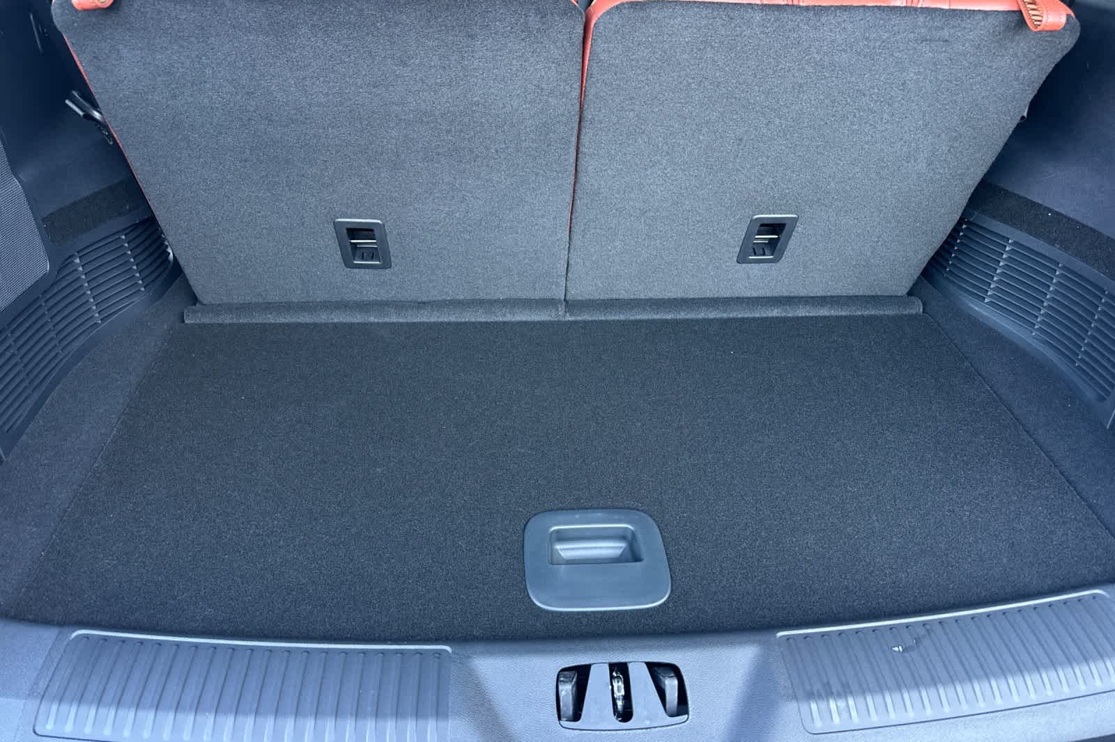 Thumbnail: 2026 Lincoln Aviator - 17