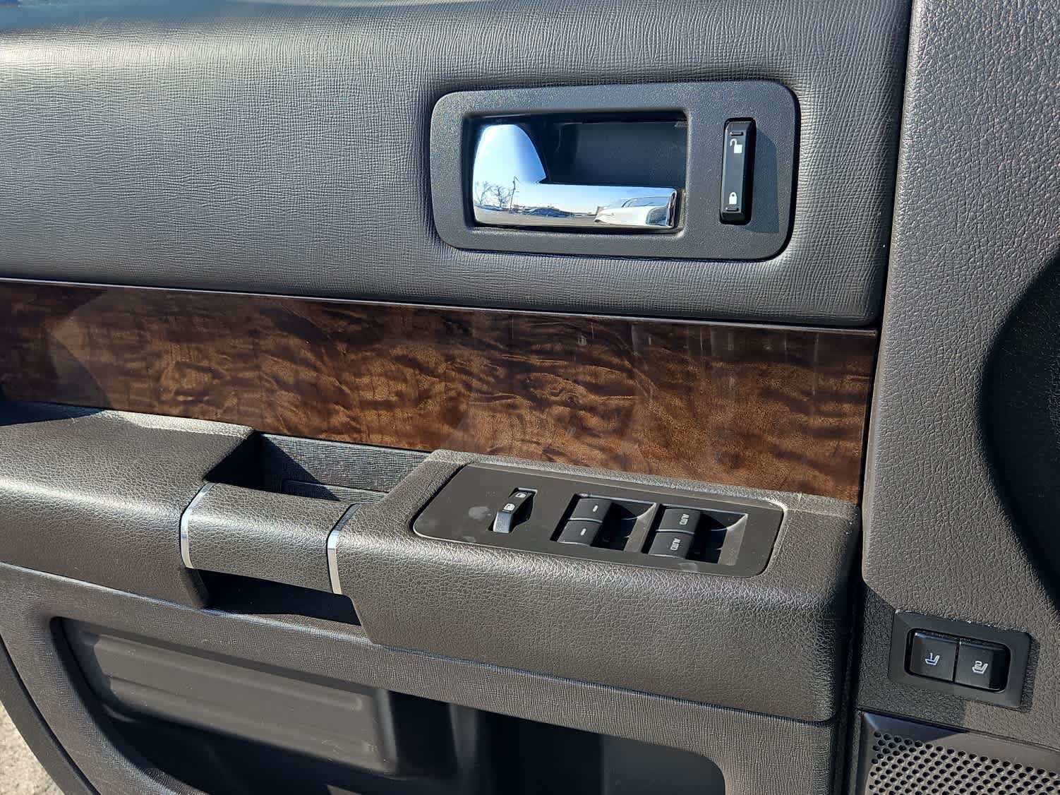 Thumbnail: 2019 Ford Flex - 19