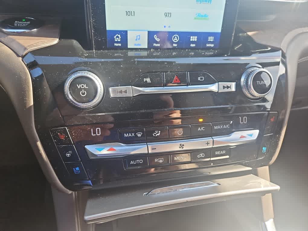 Thumbnail: 2021 Ford Explorer - 19