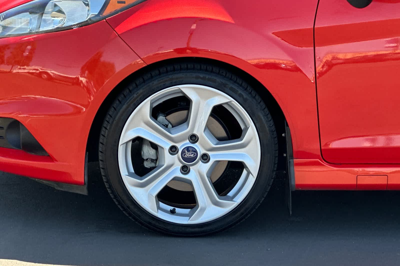 Thumbnail: 2014 Ford Fiesta - 22
