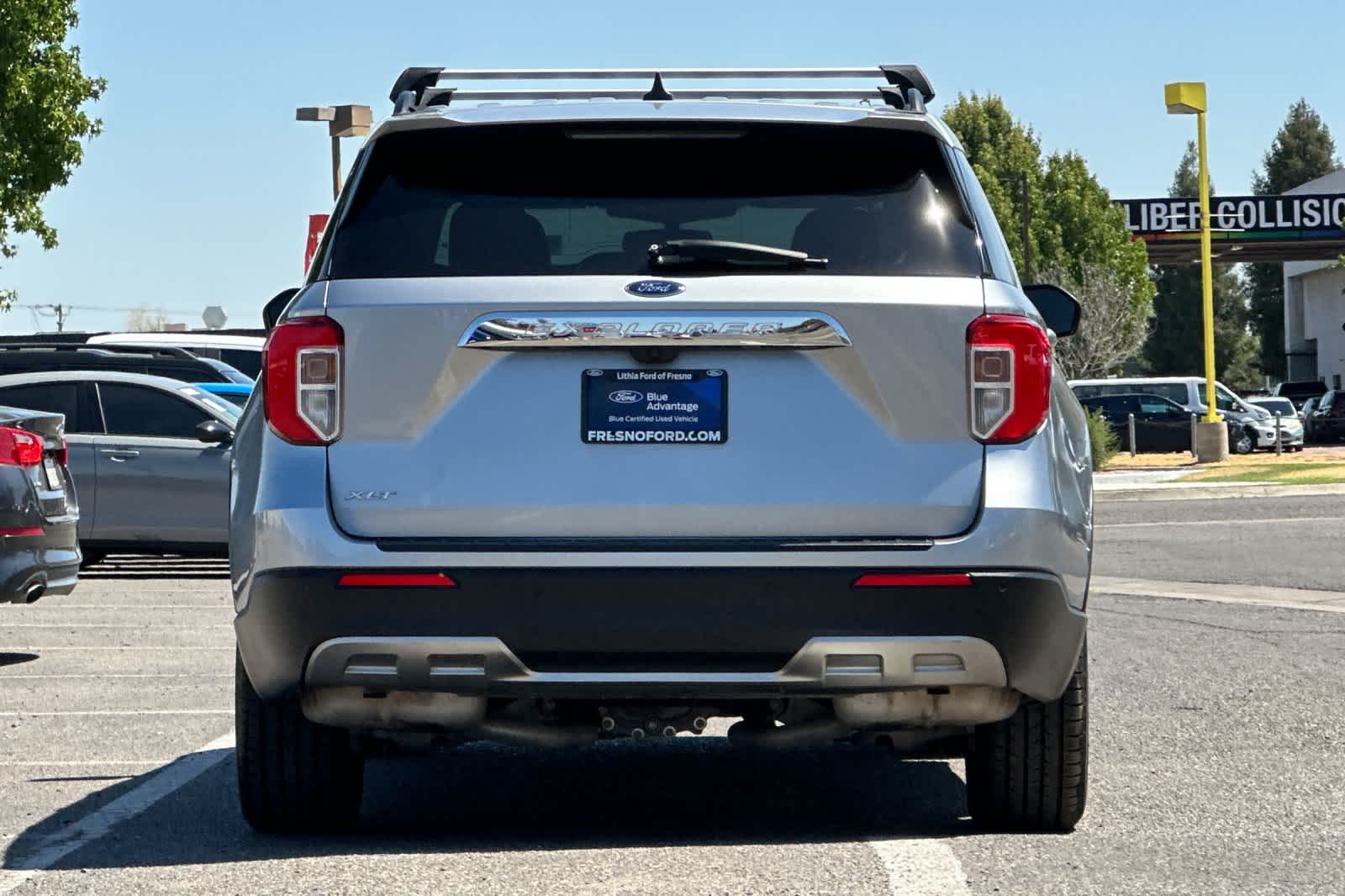 Thumbnail: 2022 Ford Explorer - 8