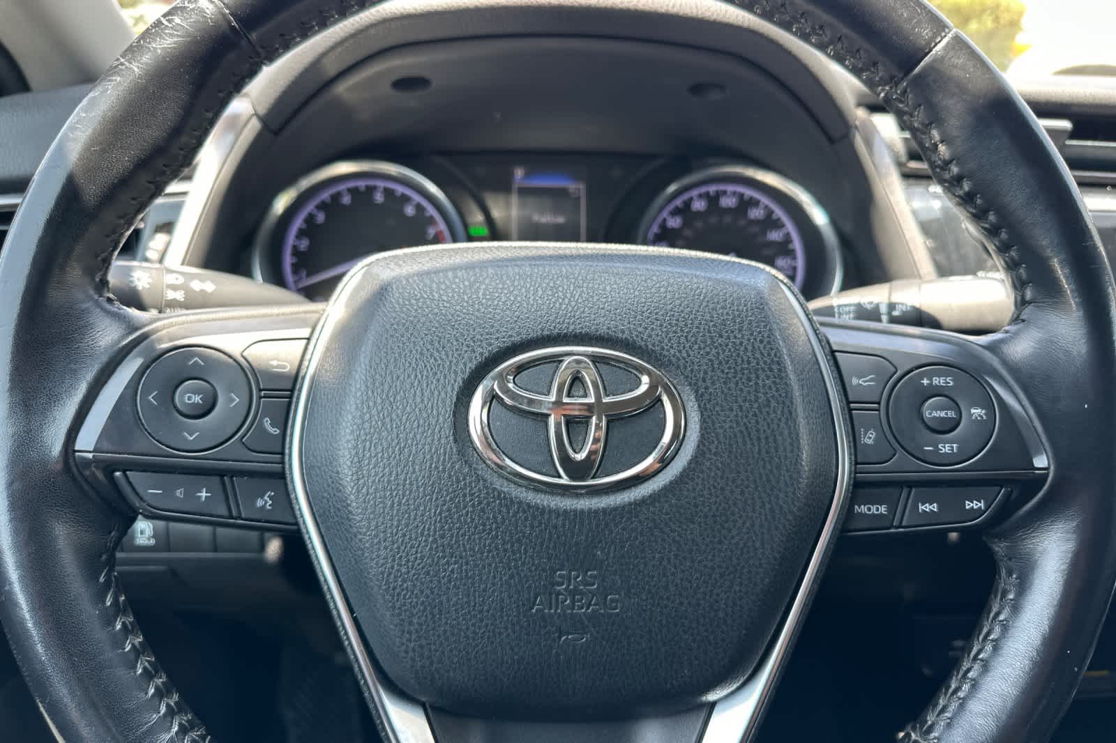 Thumbnail: 2019 Toyota Camry - 23