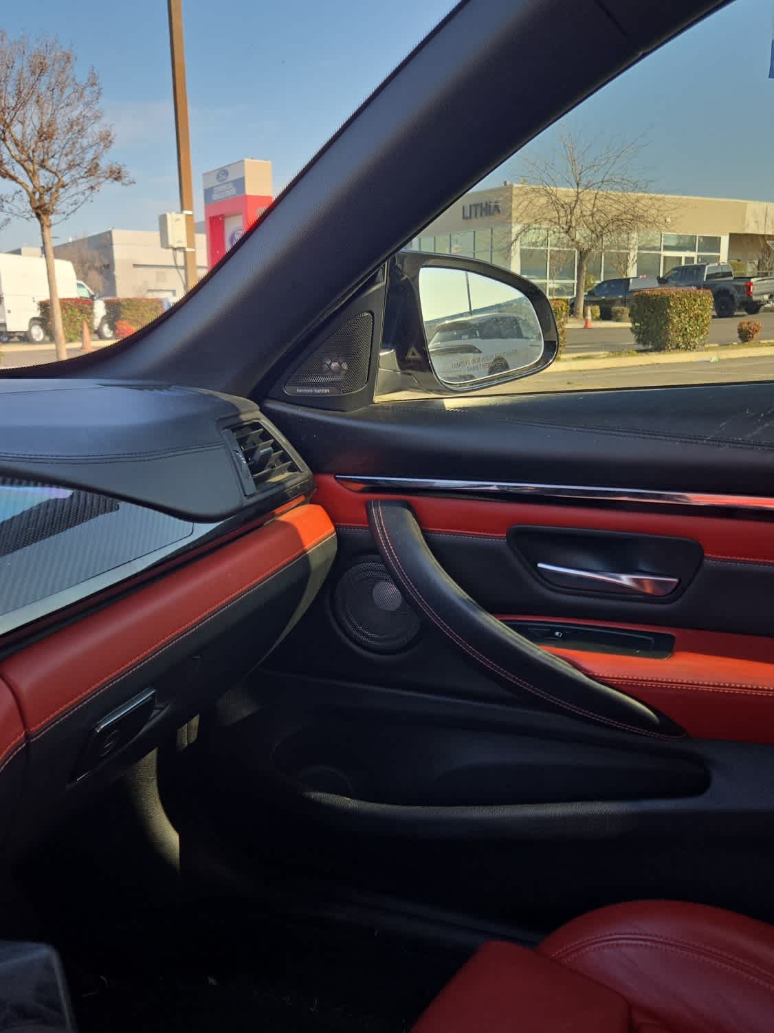 Thumbnail: 2015 BMW M4 - 24