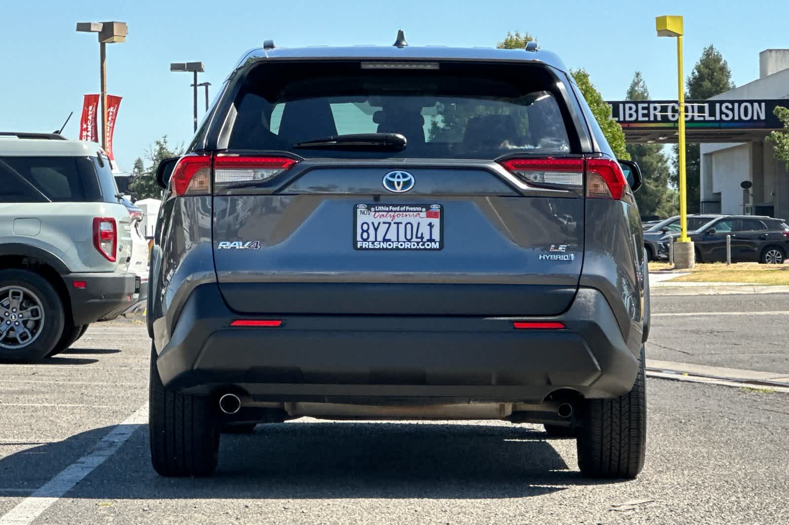 Thumbnail: 2021 Toyota RAV4 - 6