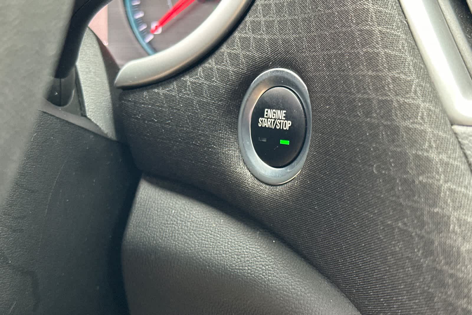 Thumbnail: 2023 Chevrolet Malibu - 21