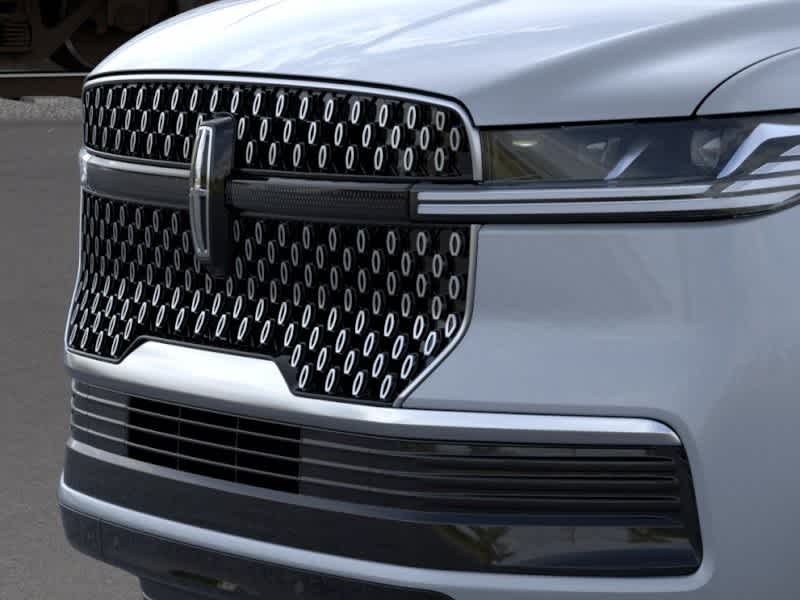 Thumbnail: 2026 Lincoln Navigator - 18