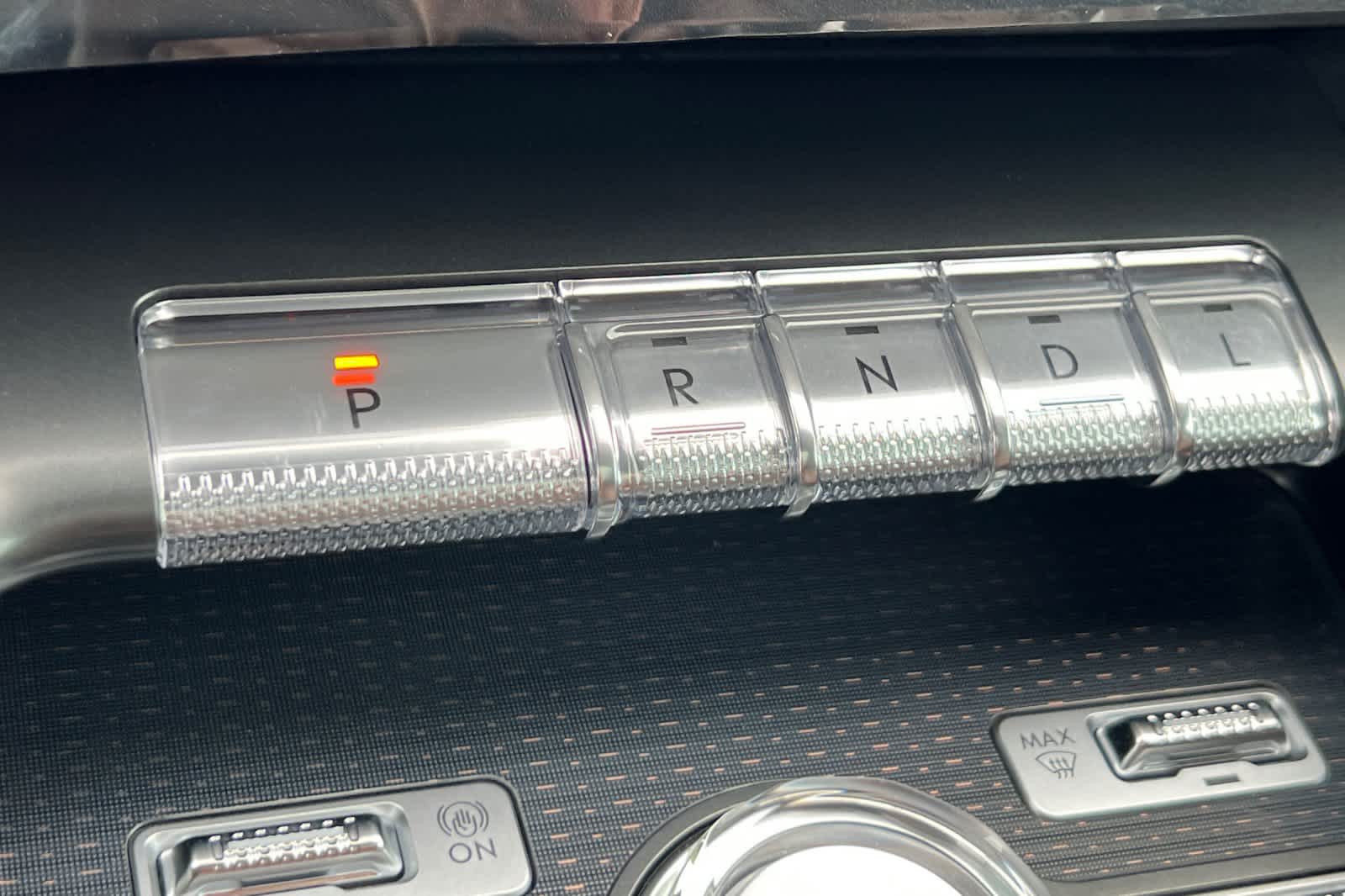 Thumbnail: 2026 Lincoln Nautilus - 23