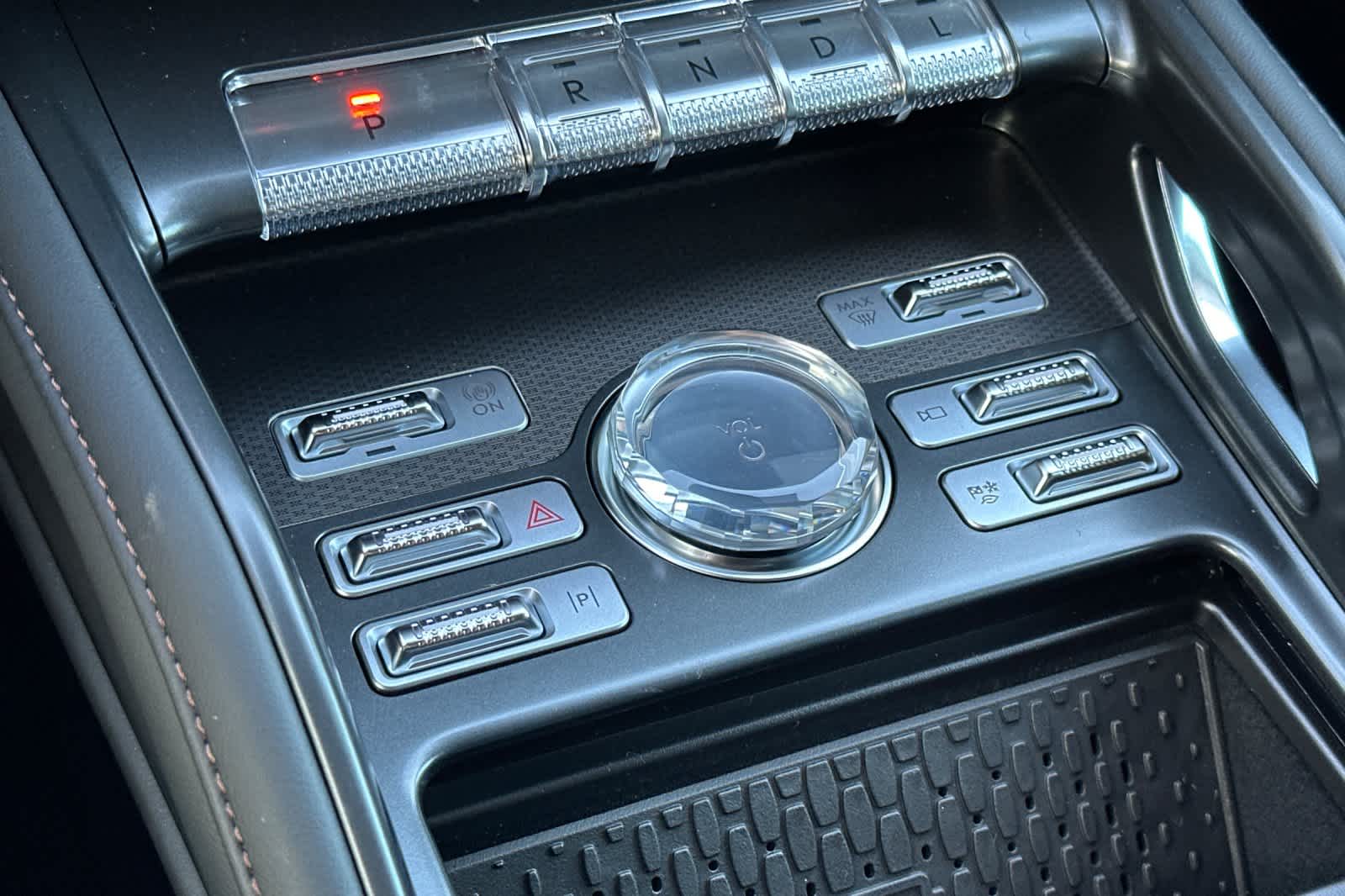 Thumbnail: 2026 Lincoln Nautilus - 22