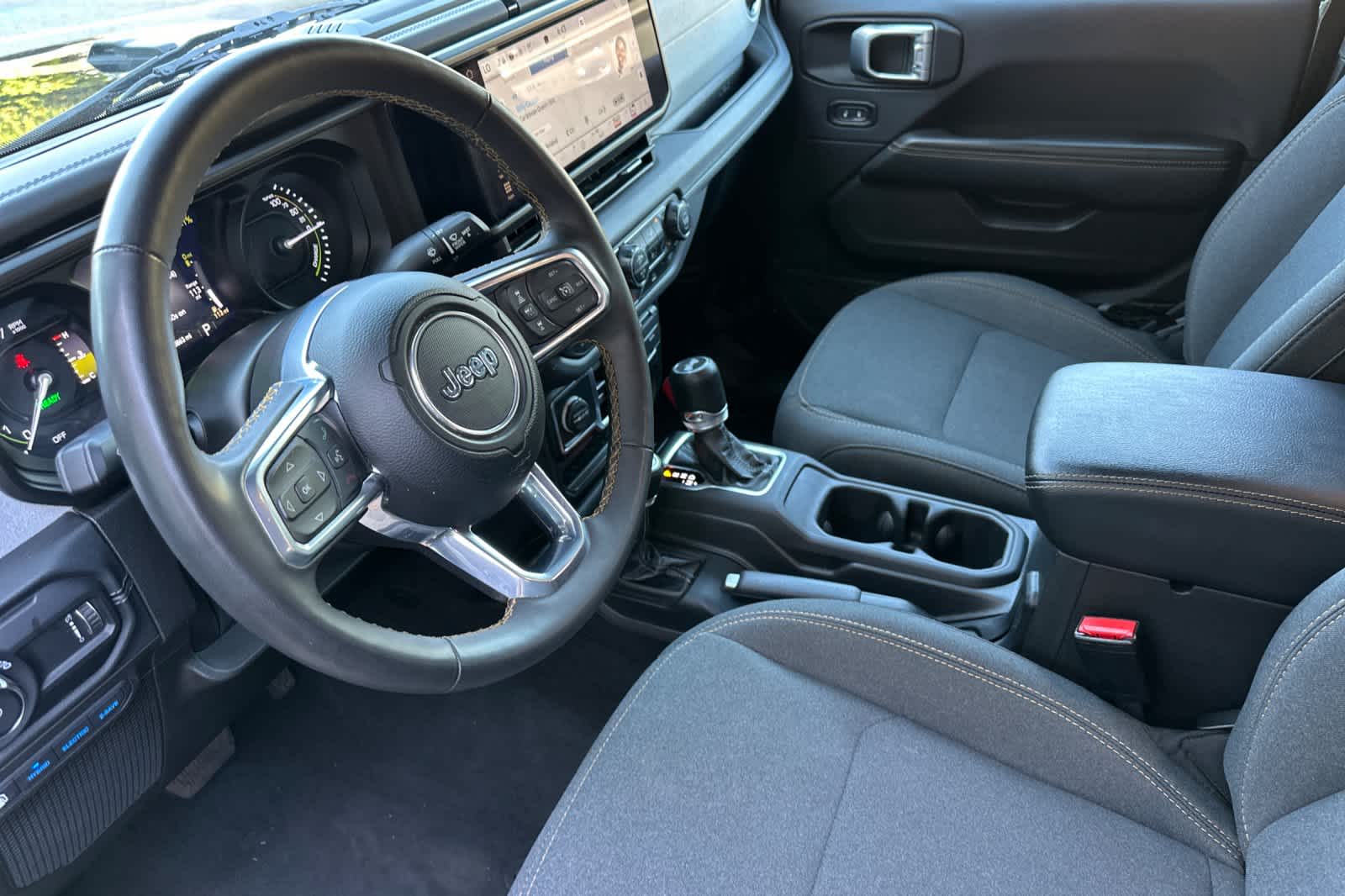 Thumbnail: 2024 Jeep Wrangler - 11