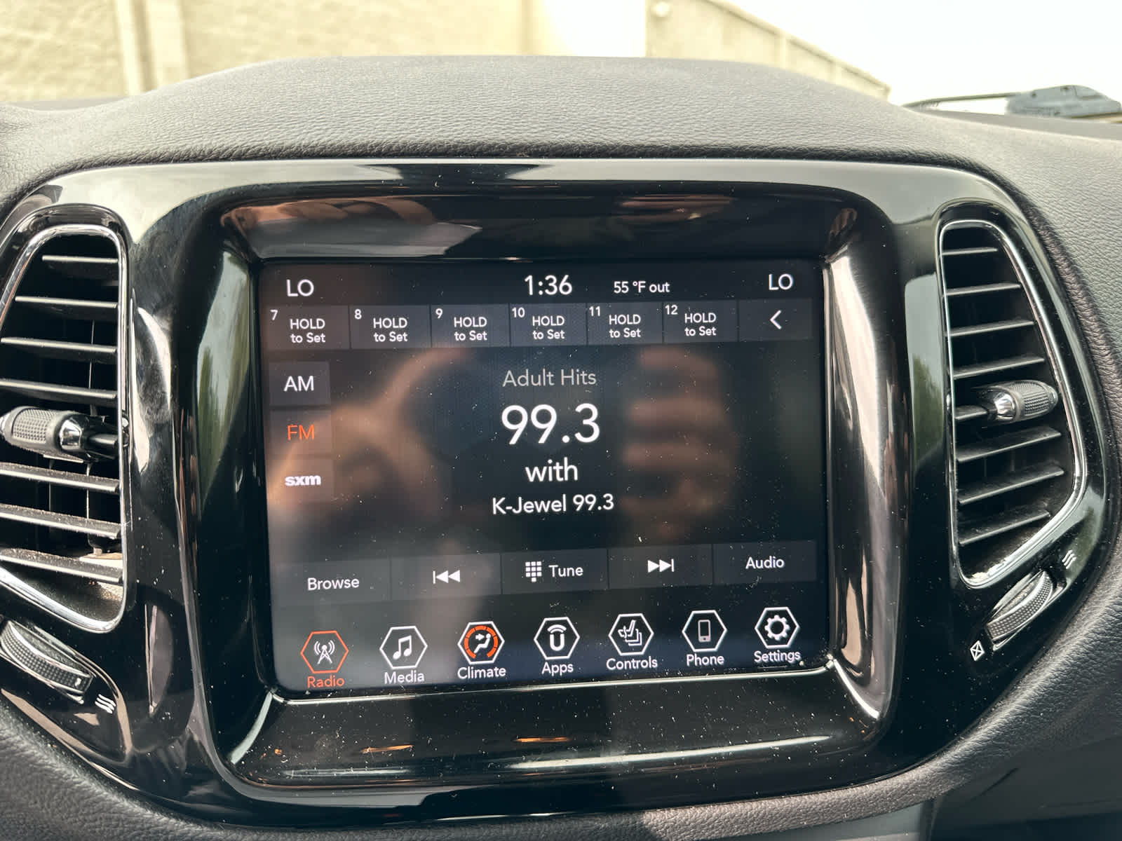 Thumbnail: 2019 Jeep Compass - 6