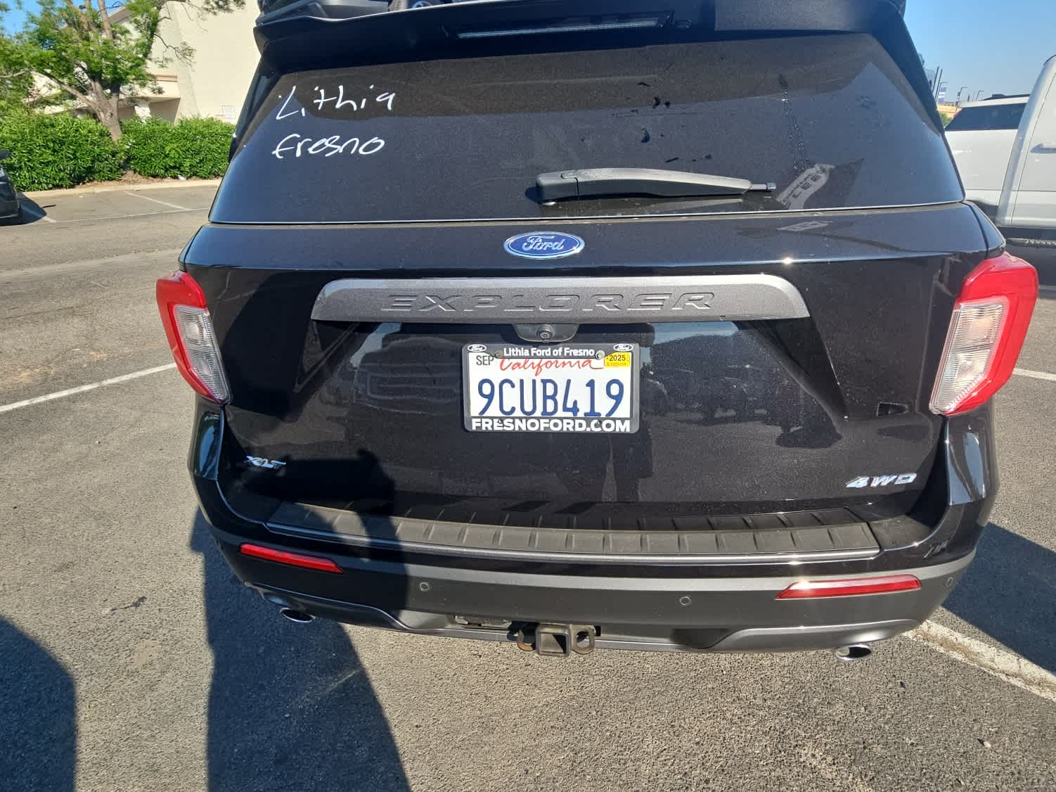 Thumbnail: 2022 Ford Explorer - 8