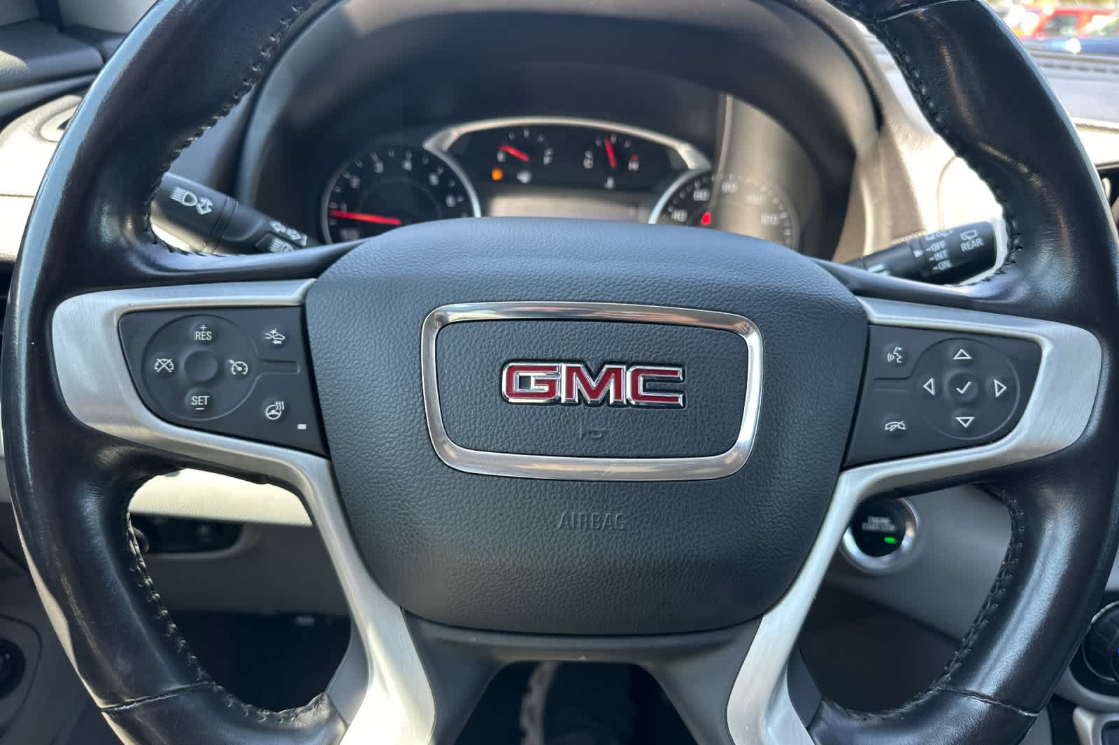 Thumbnail: 2022 GMC Terrain - 23