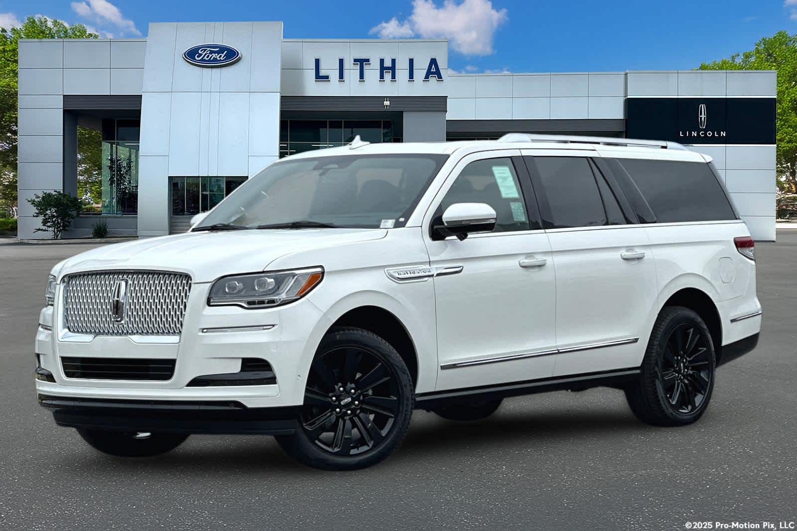 2024 Lincoln Navigator L Reserve -
                  Fresno, CA