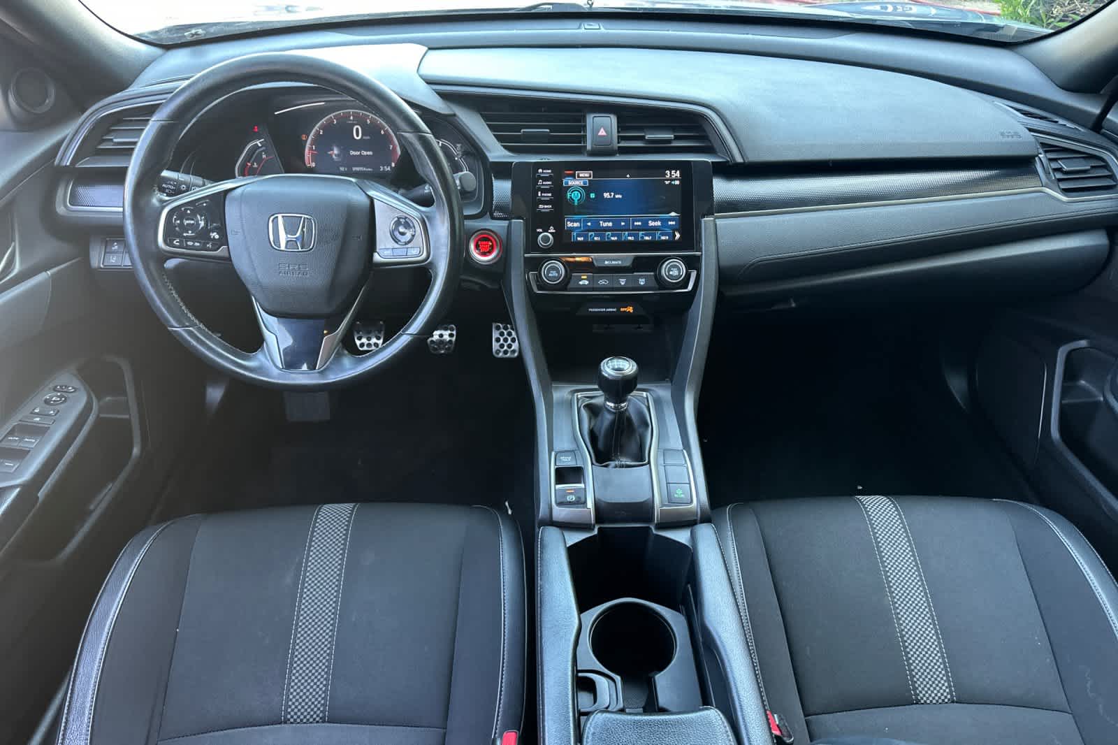 2020 Honda Civic Sport 3