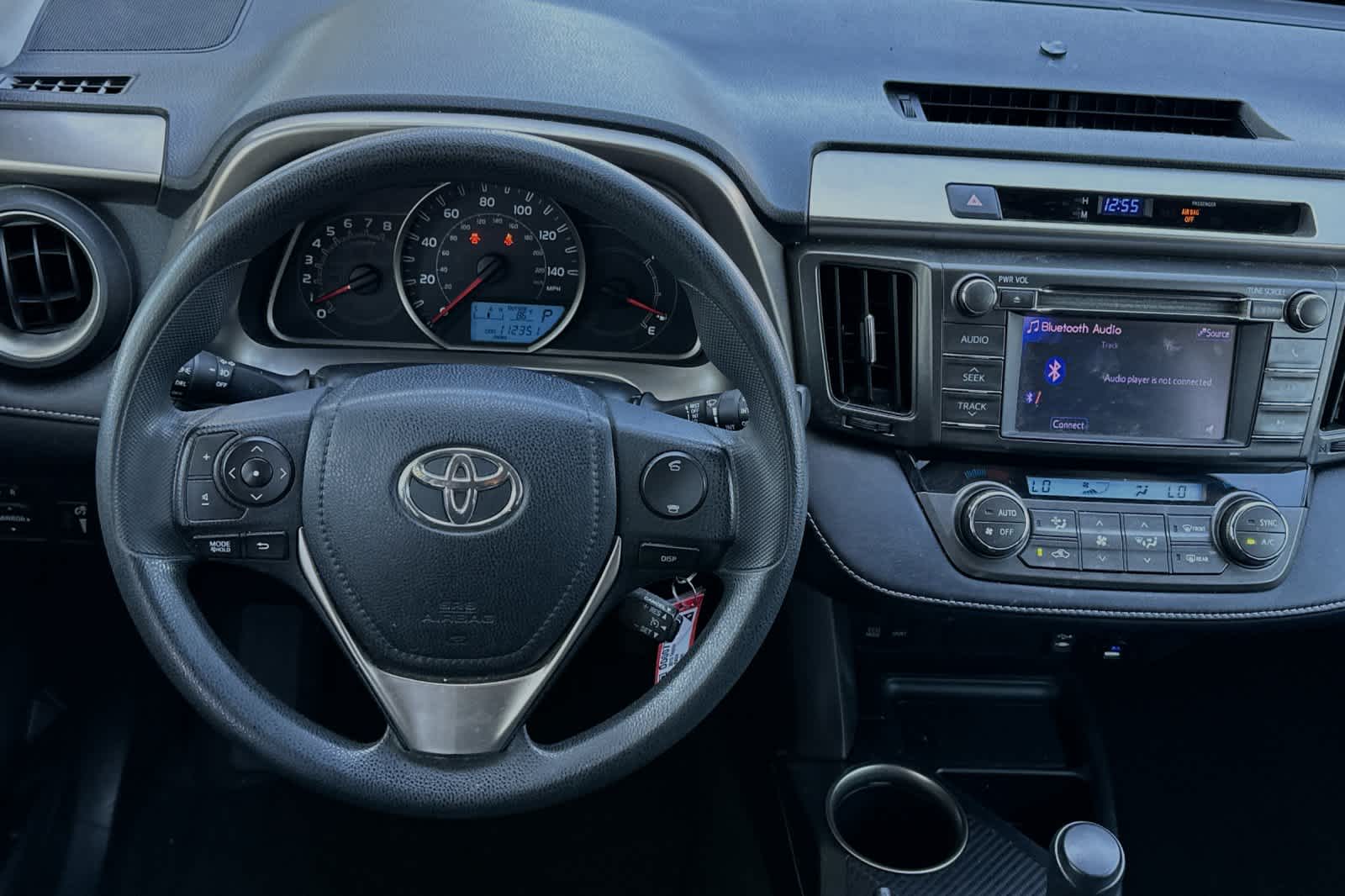 2013 Toyota RAV4 XLE 14