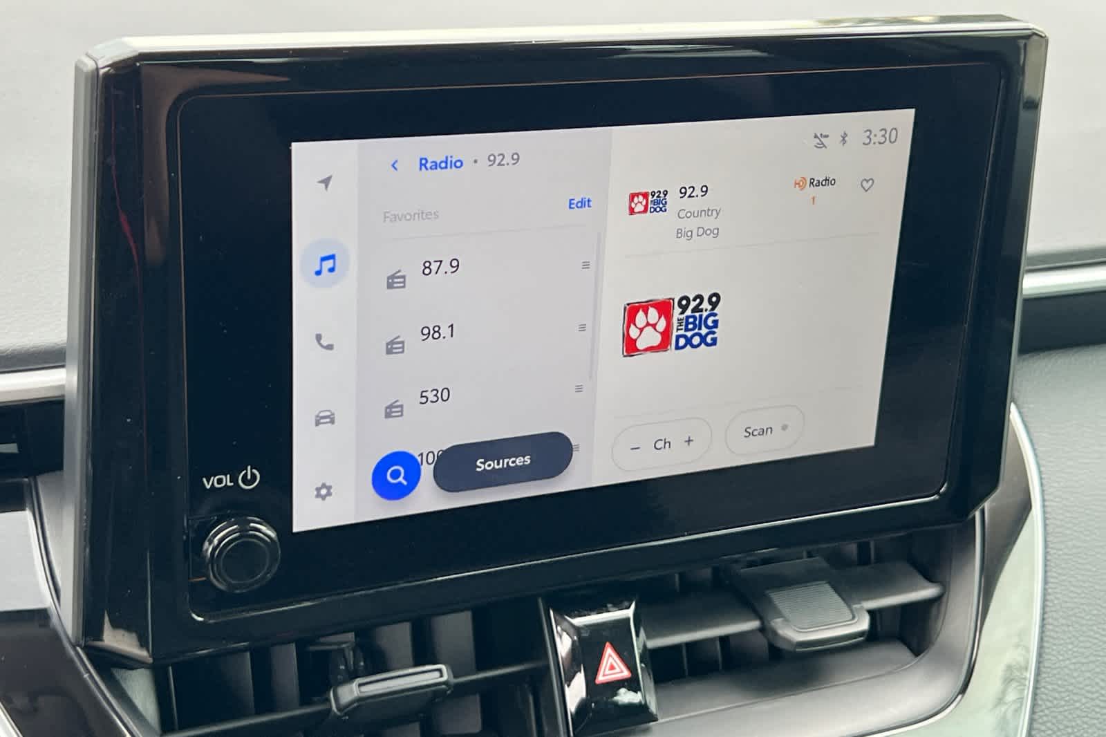 Thumbnail: 2025 Toyota Corolla - 18