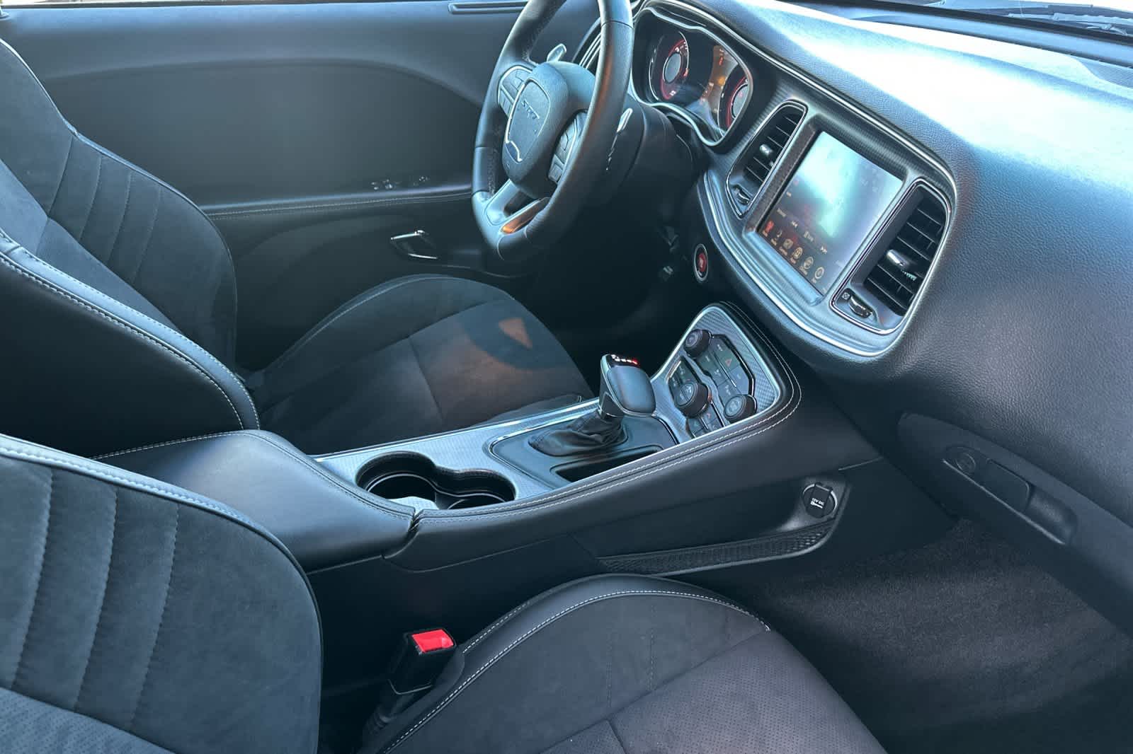 Thumbnail: 2015 Dodge Challenger - 15