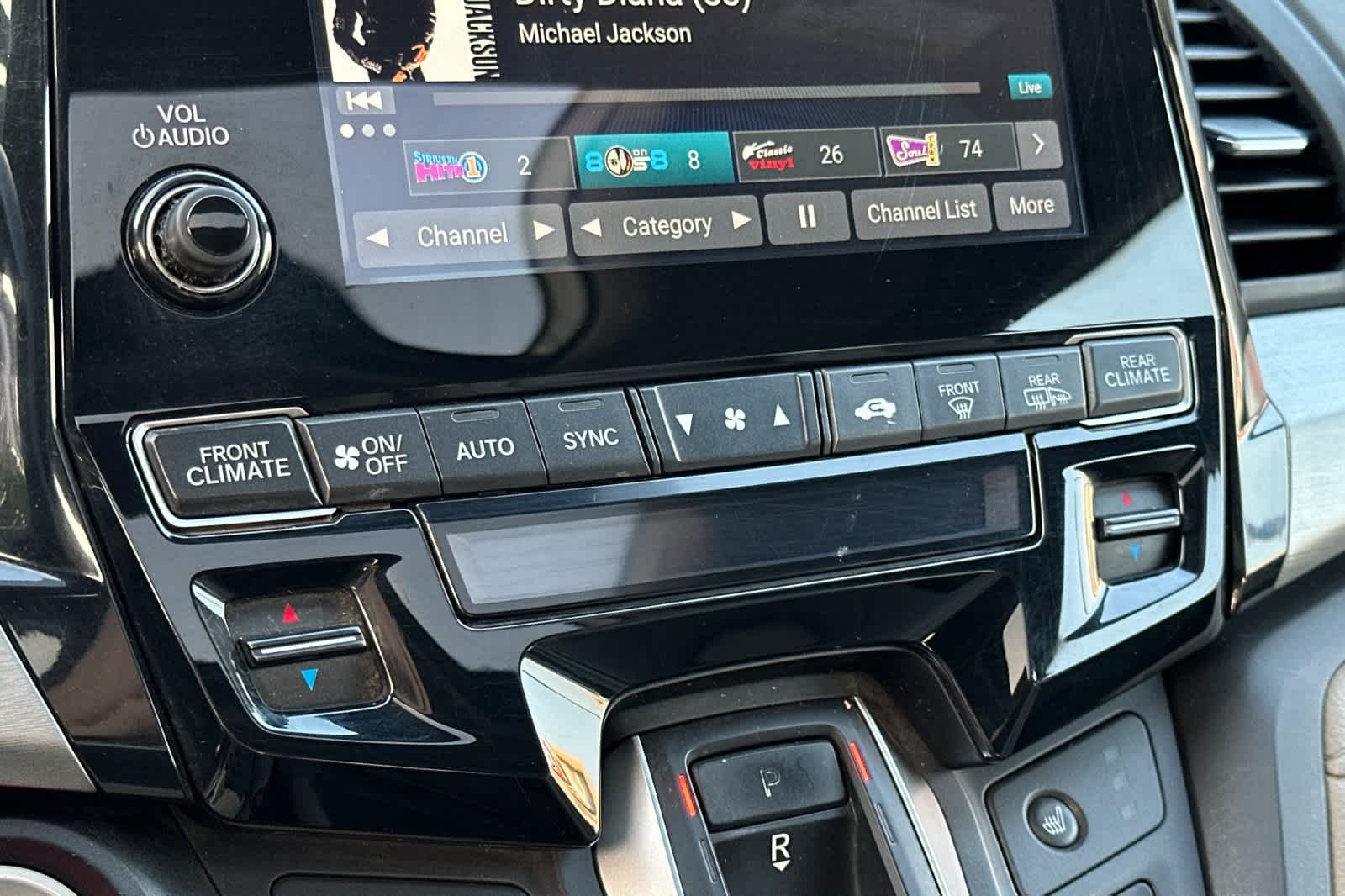 Thumbnail: 2019 Honda Odyssey - 21