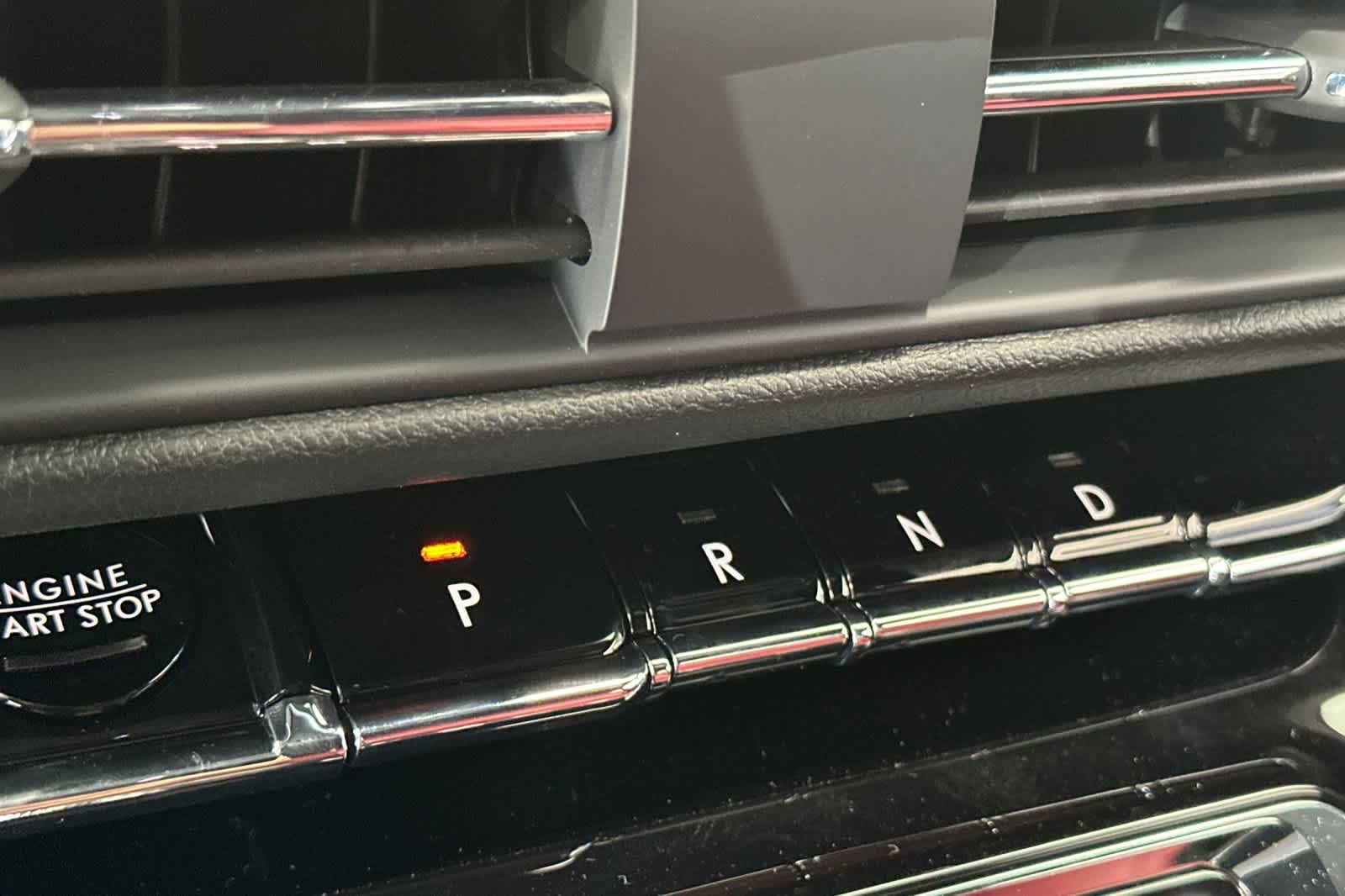 Thumbnail: 2025 Lincoln Corsair - 21