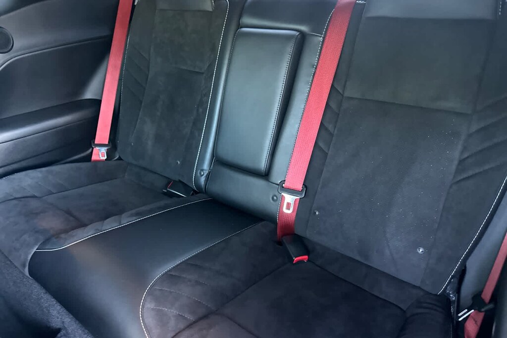 Used 2015 Dodge Challenger SRT Hellcat Coupe