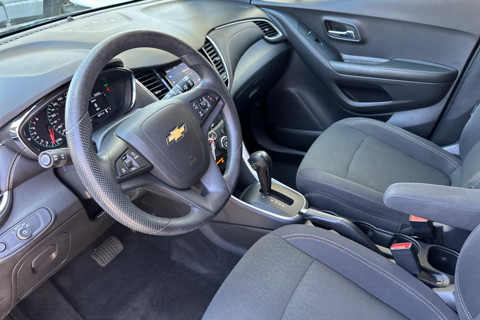 Thumbnail: 2021 Chevrolet Trax - 11