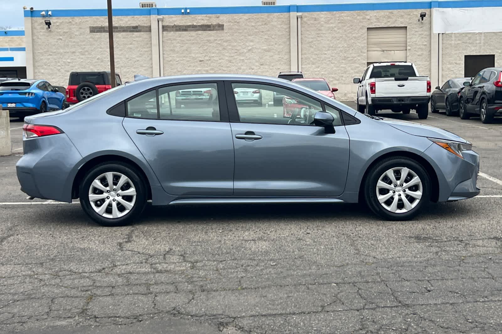 Thumbnail: 2025 Toyota Corolla - 9