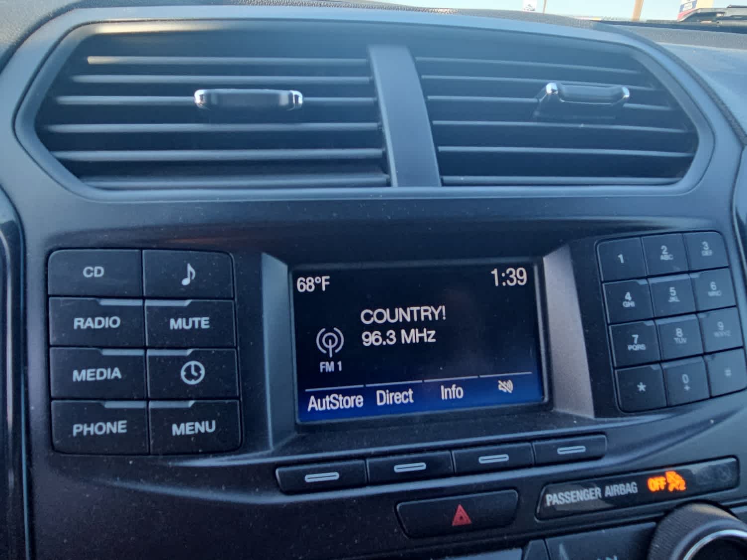 Thumbnail: 2017 Ford Explorer - 17