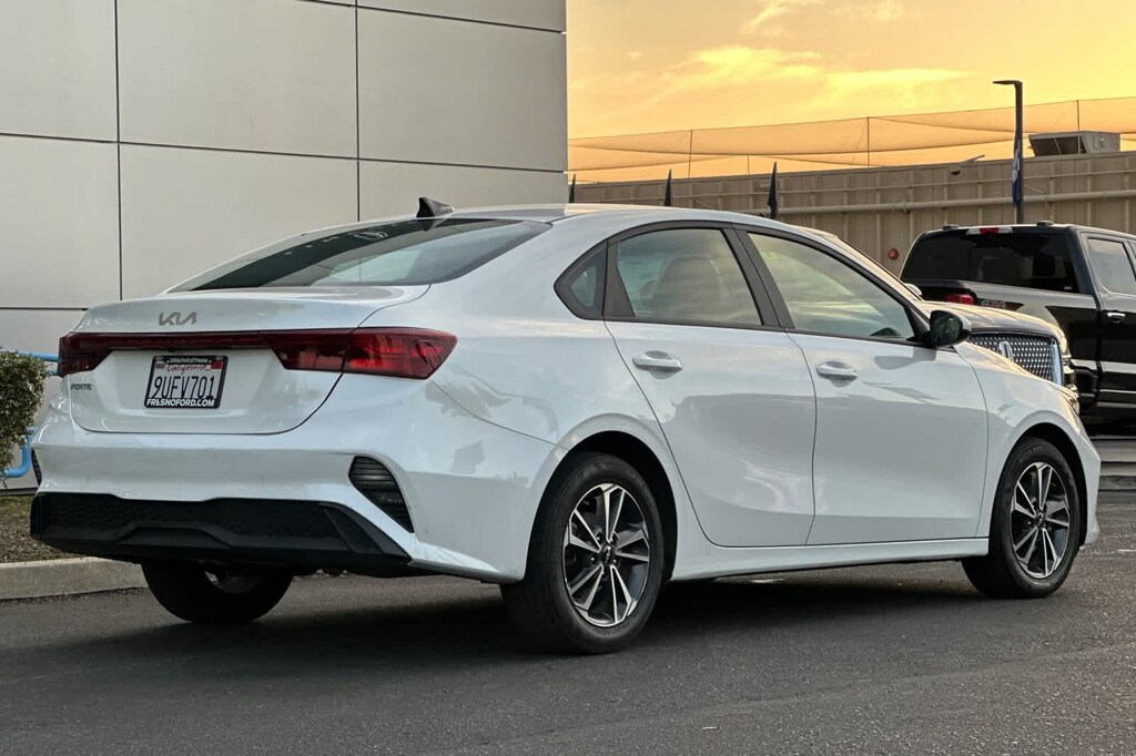 Used 2024 Kia Forte LXS Sedan
