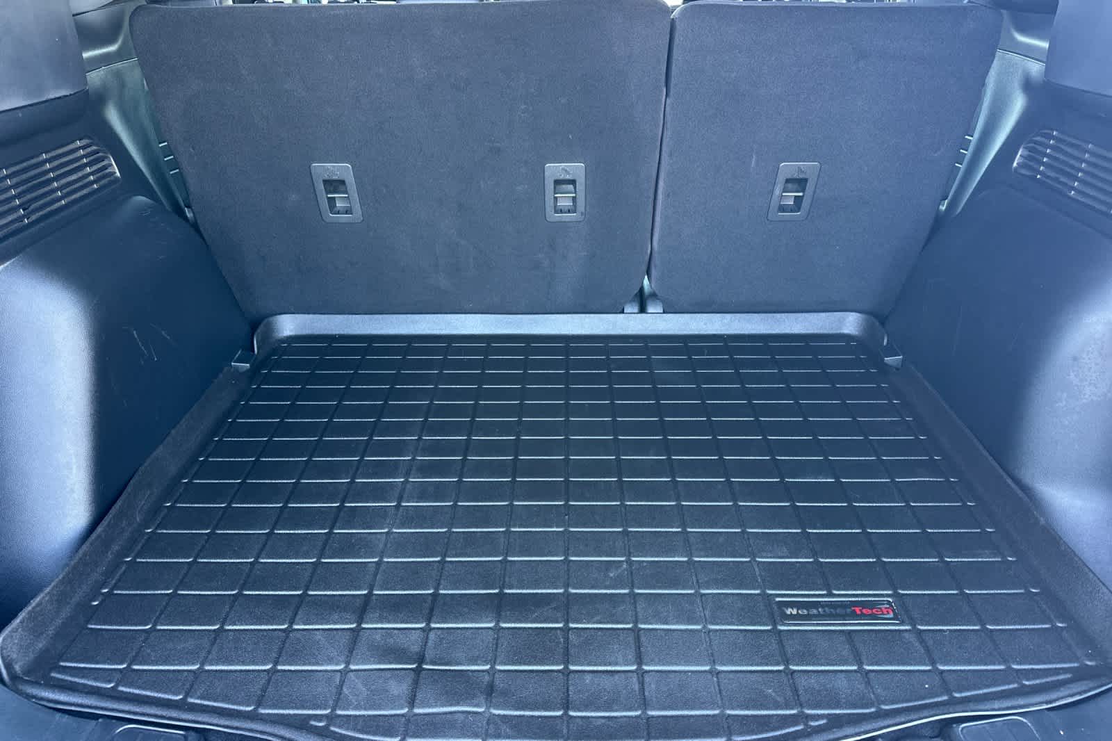 Thumbnail: 2021 Ford Escape - 16