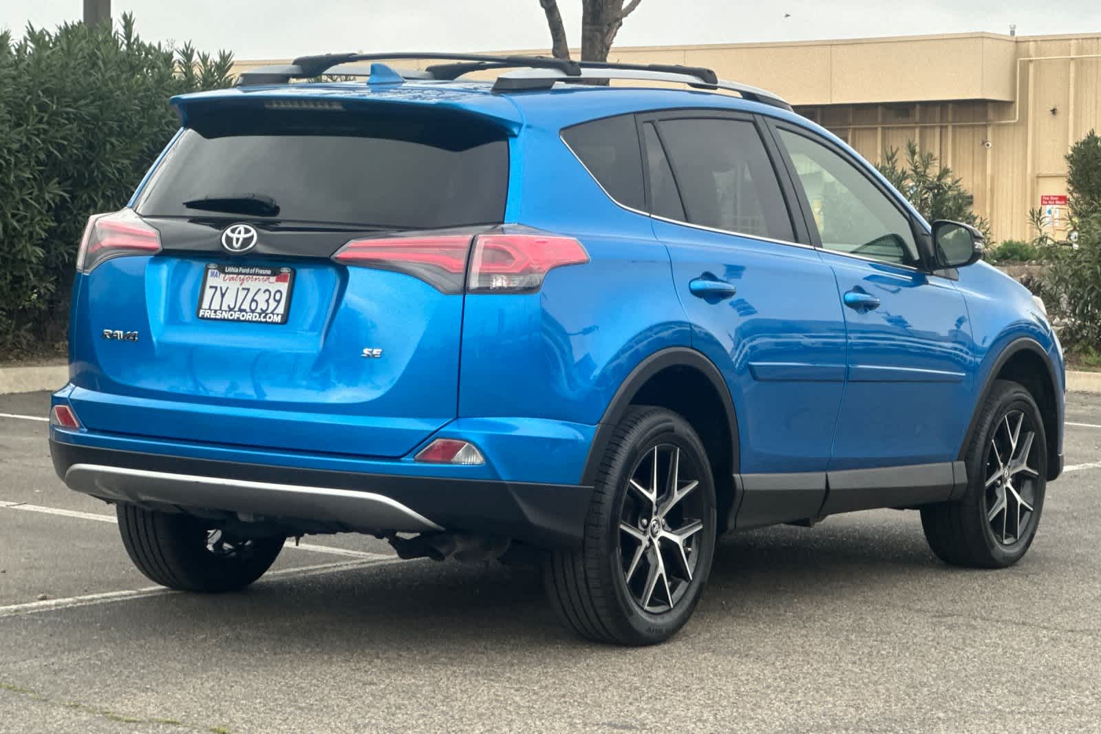 Thumbnail: 2017 Toyota RAV4 - 2