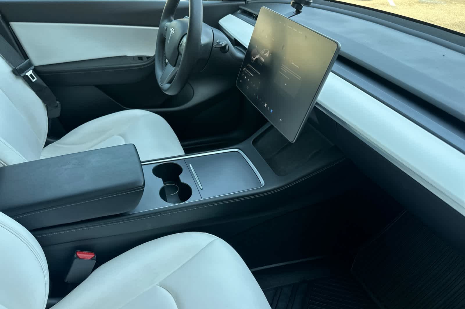 Thumbnail: 2021 Tesla Model Y - 16