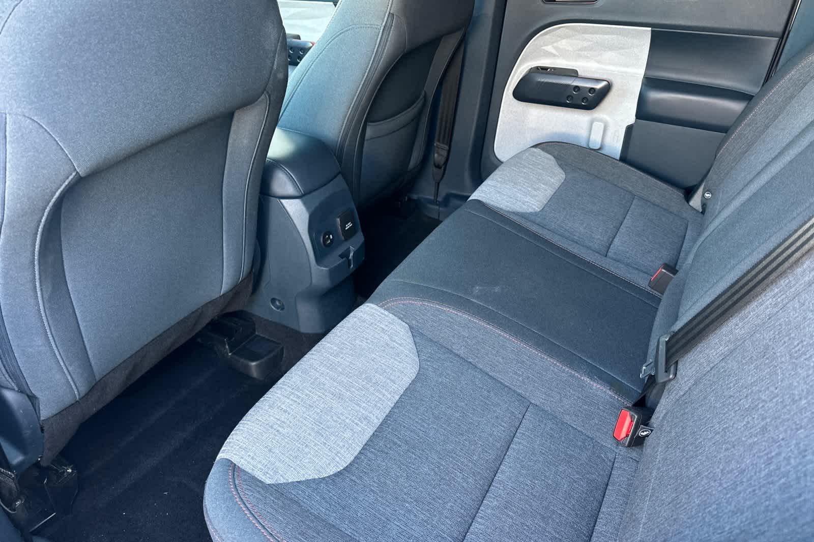 Thumbnail: 2022 Ford Maverick - 4