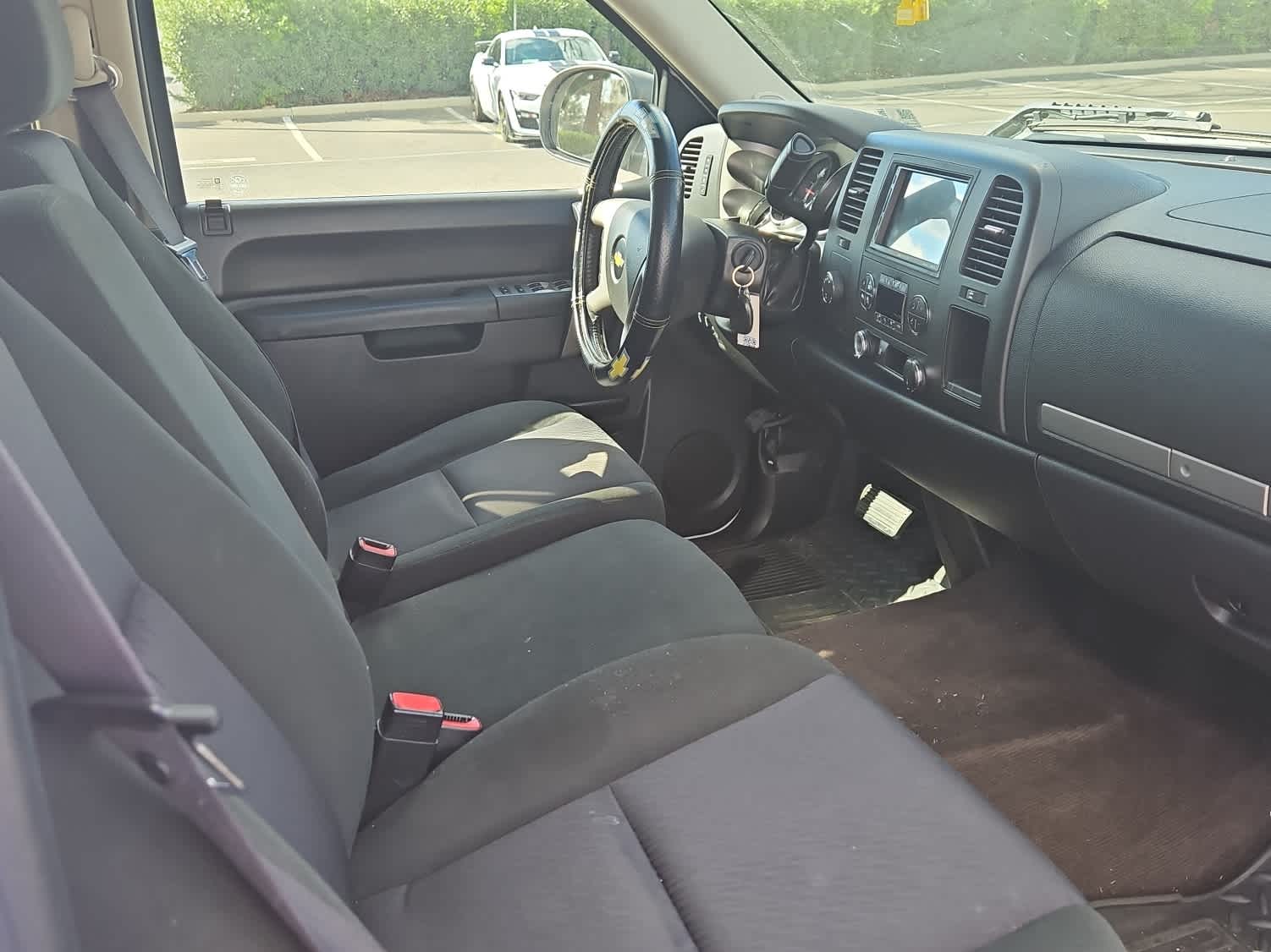 Thumbnail: 2011 Chevrolet Silverado 1500 - 13