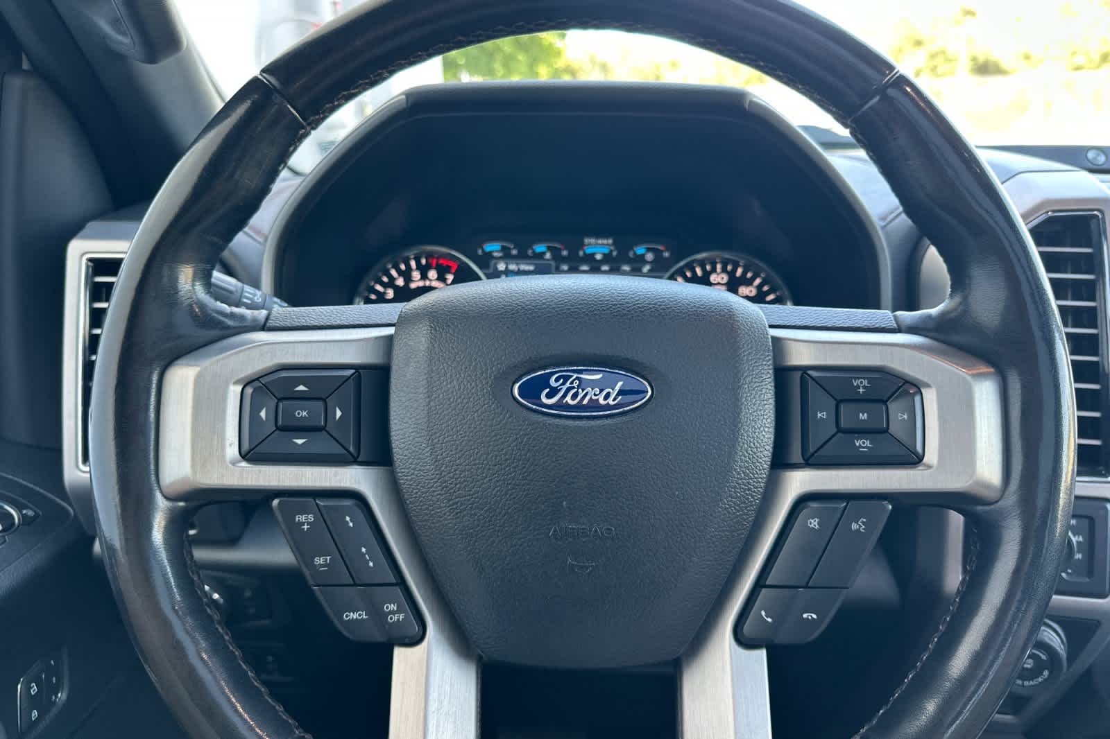 Thumbnail: 2020 Ford F-150 - 23