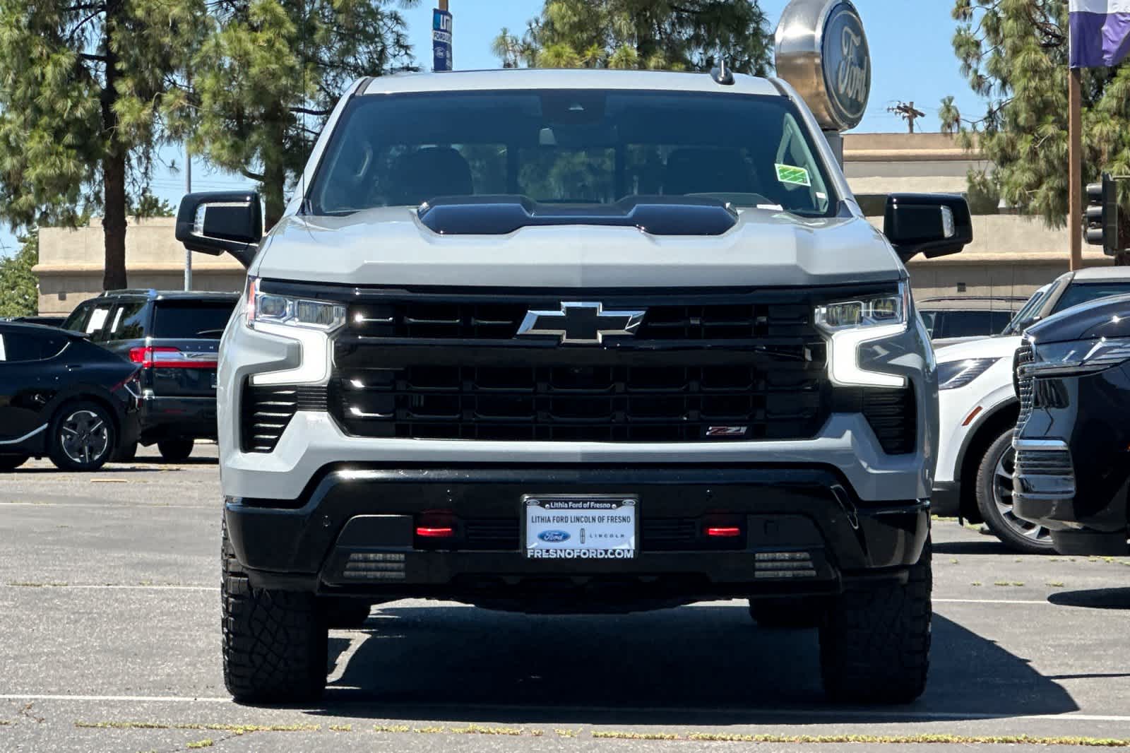 Thumbnail: 2024 Chevrolet Silverado 1500 - 11