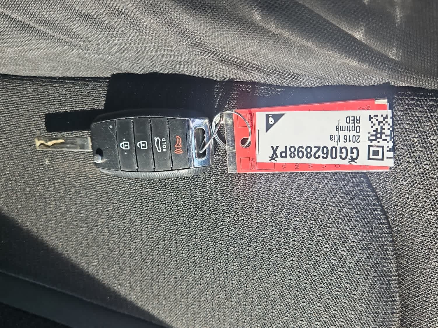 Thumbnail: 2016 Kia Optima - 21