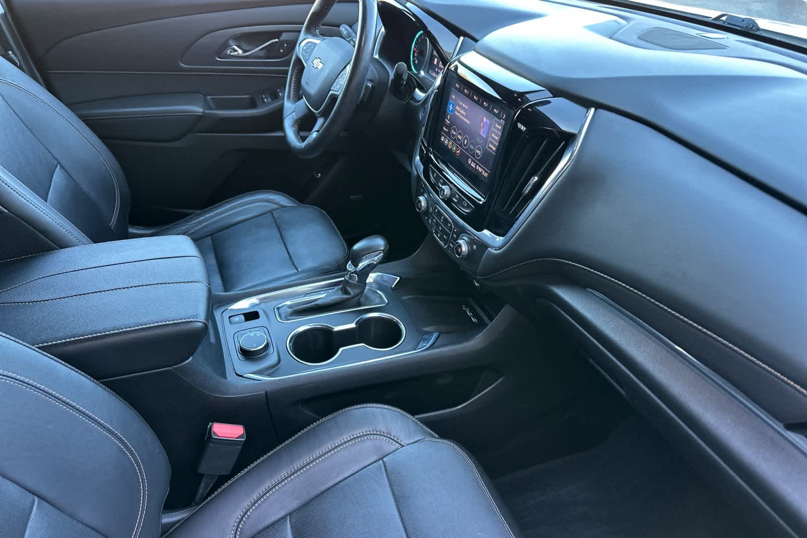 Thumbnail: 2021 Chevrolet Traverse - 15