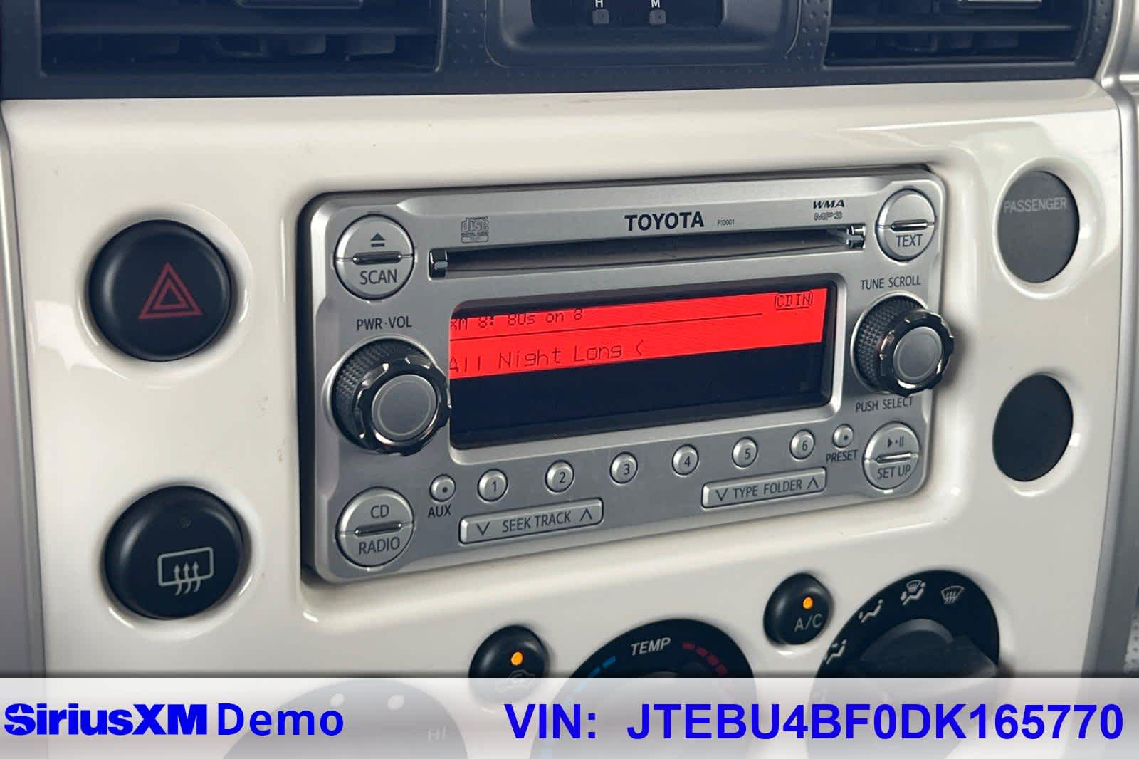 Thumbnail: 2013 Toyota FJ Cruiser - 27