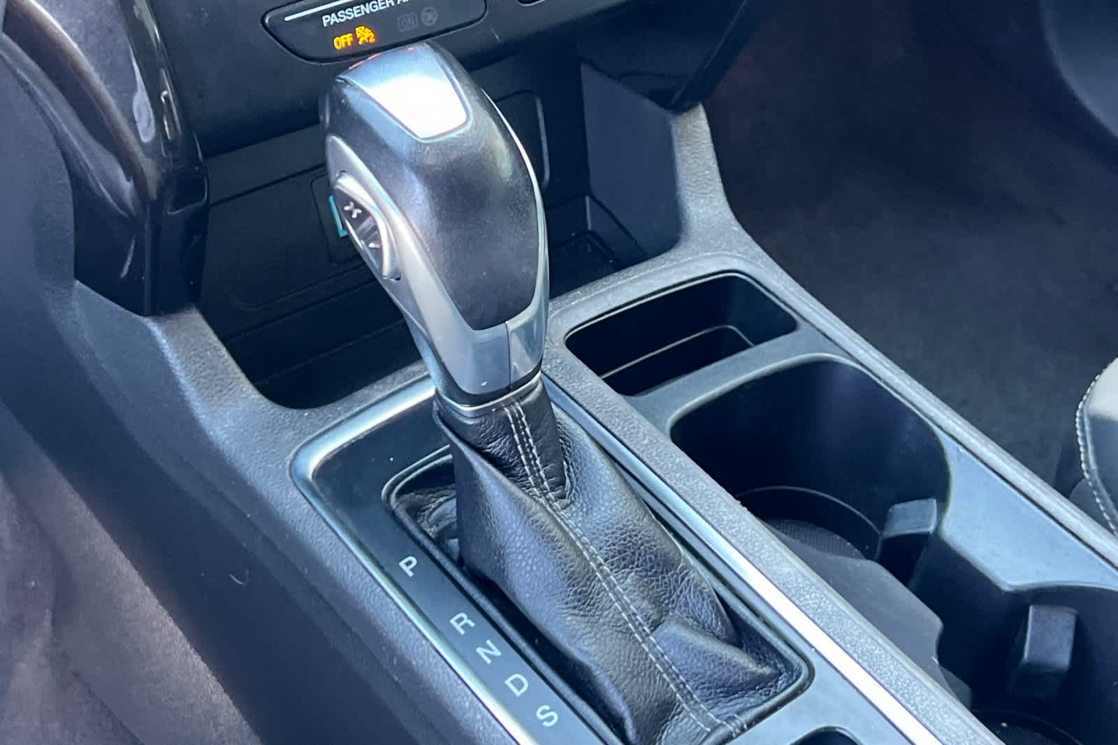 Thumbnail: 2019 Ford Escape - 21