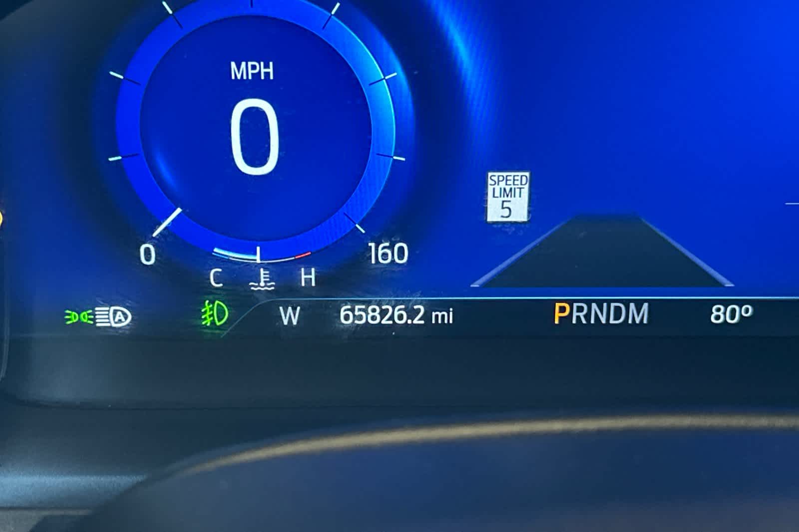 2020 Ford Explorer ST 24