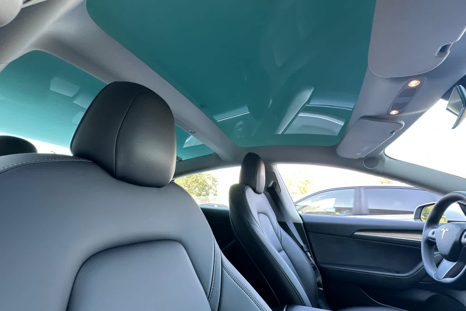 Thumbnail: 2022 Tesla Model 3 - 16