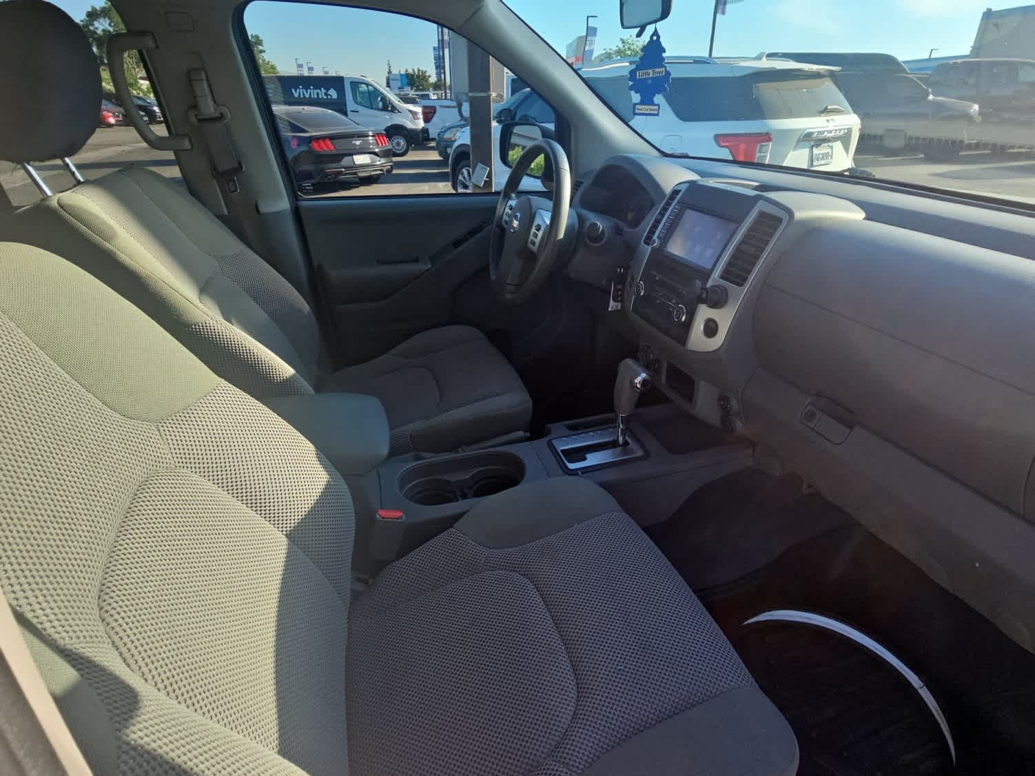Thumbnail: 2019 Nissan Frontier - 11